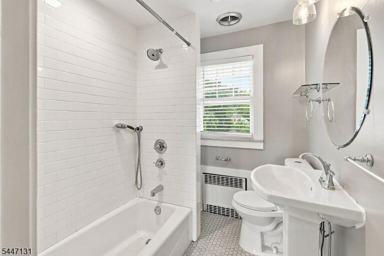 Property listing MLS 4049012 photo 27