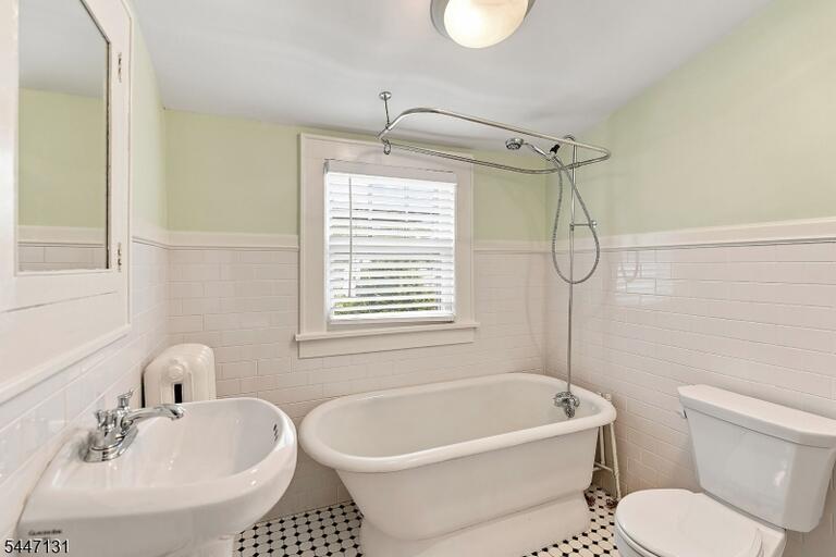 Property listing MLS 4049012 photo 35