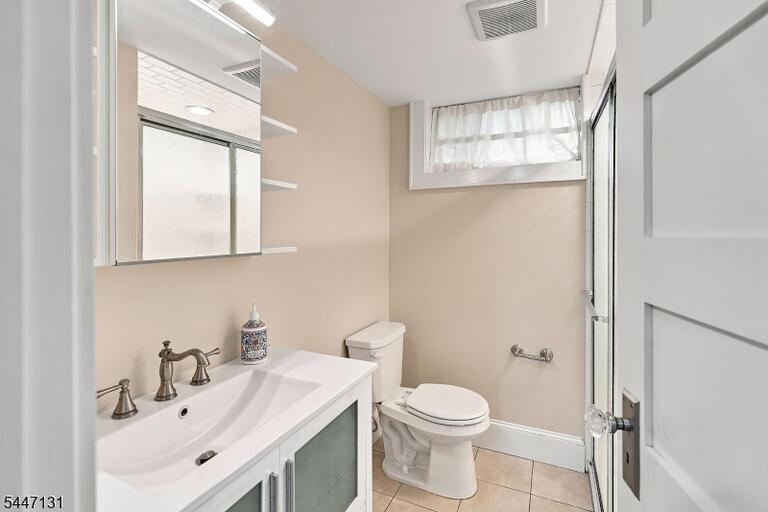 Property listing MLS 4049012 photo 40