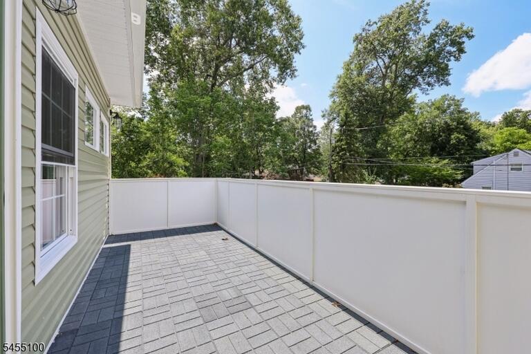 Property listing MLS 4049014 photo 46