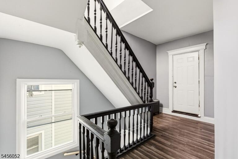 Property listing MLS 4049017 photo 11