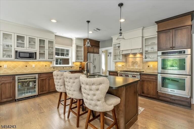 Property listing MLS 4049018 photo 9