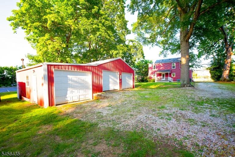 Property listing MLS 4049036 photo 7
