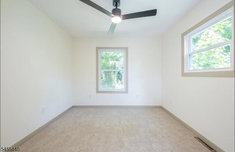 Property listing MLS 4049045 photo 19