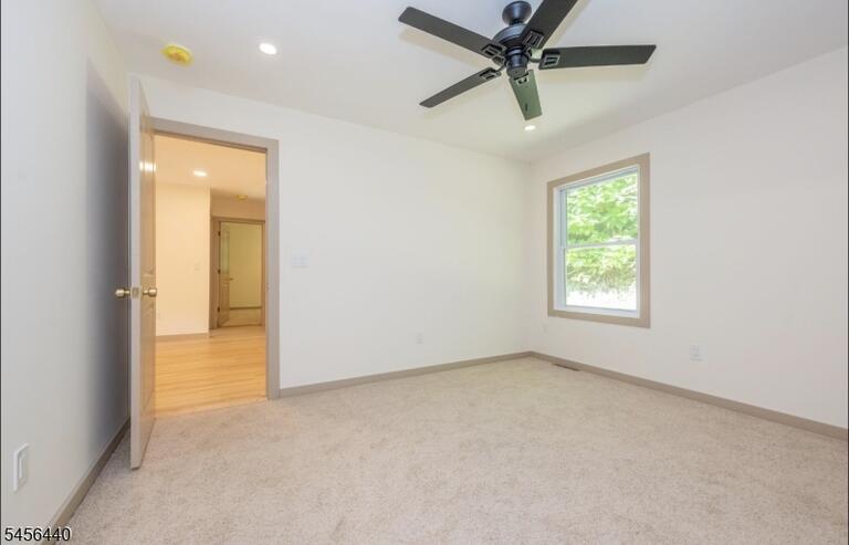 Property listing MLS 4049045 photo 7