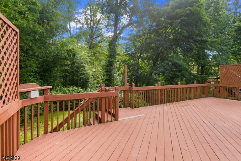 Property listing MLS 4049047 photo 23