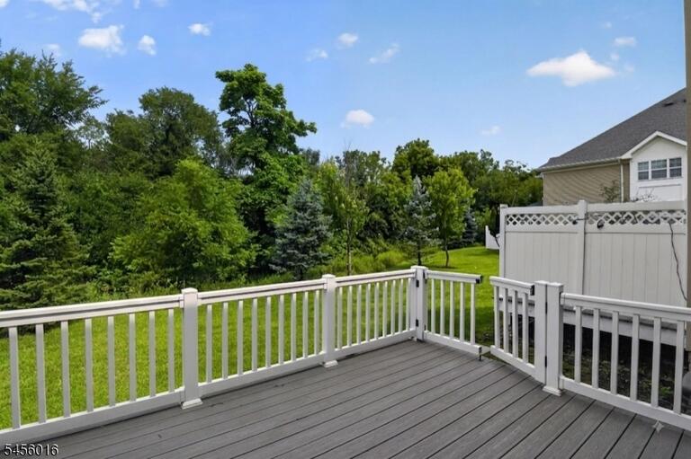 Property listing MLS 4049054 photo 7