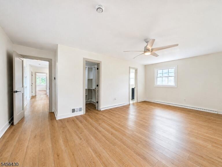 Property listing MLS 4049055 photo 14