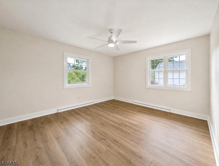 Property listing MLS 4049055 photo 18