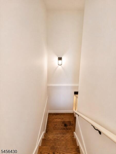Property listing MLS 4049055 photo 22