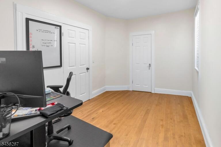 Property listing MLS 4049062 photo 18