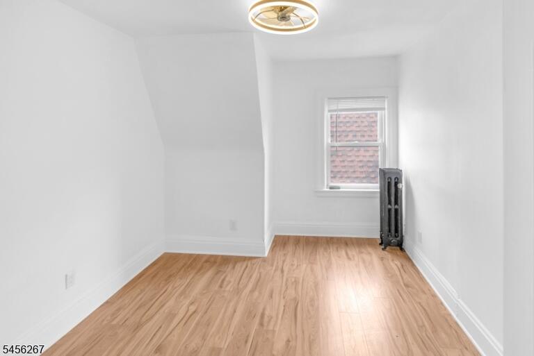 Property listing MLS 4049062 photo 39