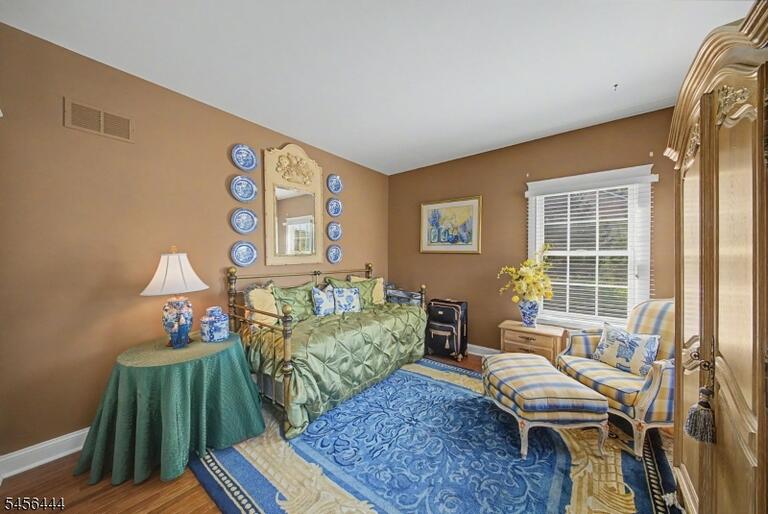 Property listing MLS 4049063 photo 17