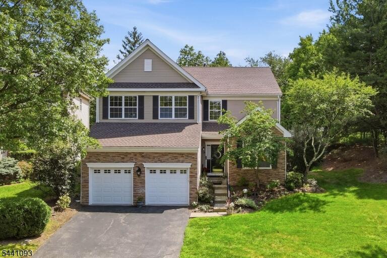 Property listing MLS 4049065 photo 1