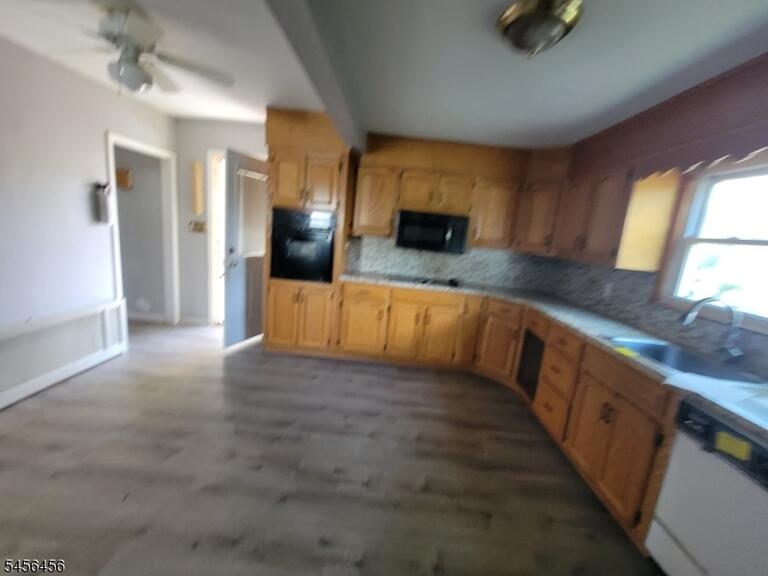 Property listing MLS 4049066 photo 3
