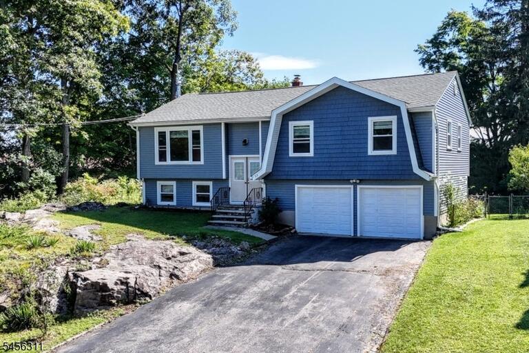Property listing MLS 4049069 photo 35