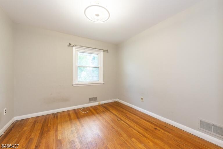 Property listing MLS 4049070 photo 12