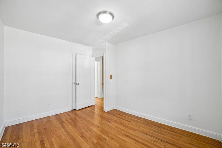 Property listing MLS 4049073 photo 13
