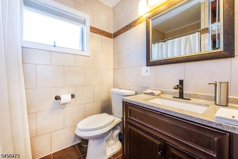 Property listing MLS 4049075 photo 12