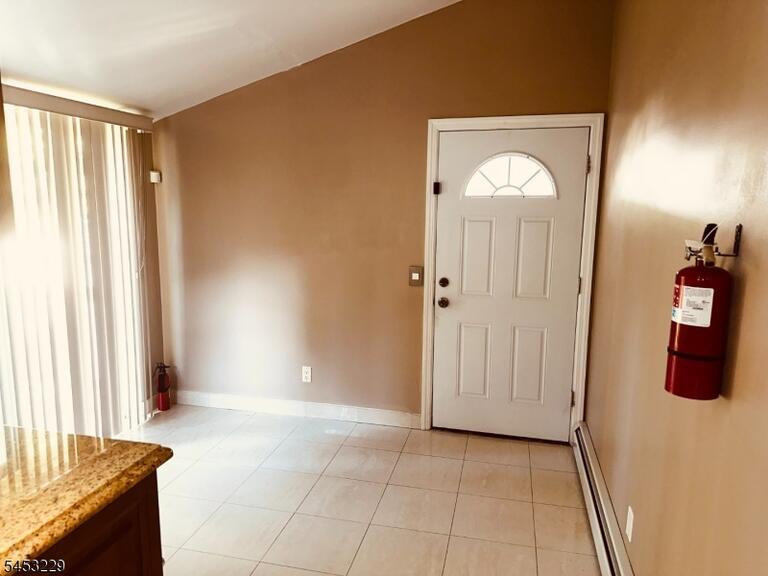 Property listing MLS 4049081 photo 7