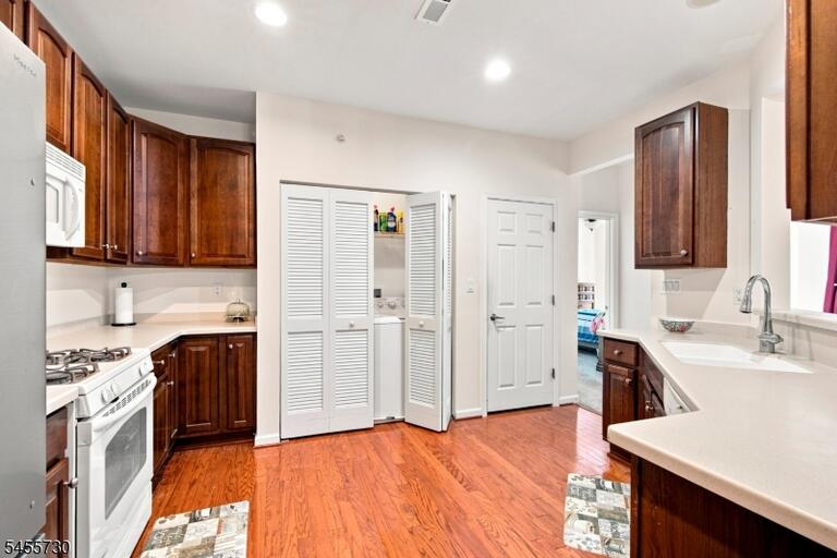Property listing MLS 4049082 photo 19