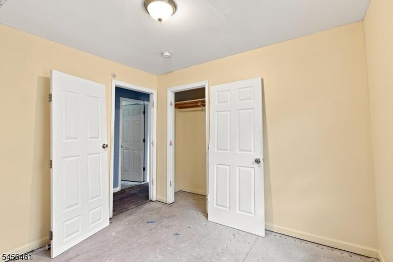 Property listing MLS 4049084 photo 12