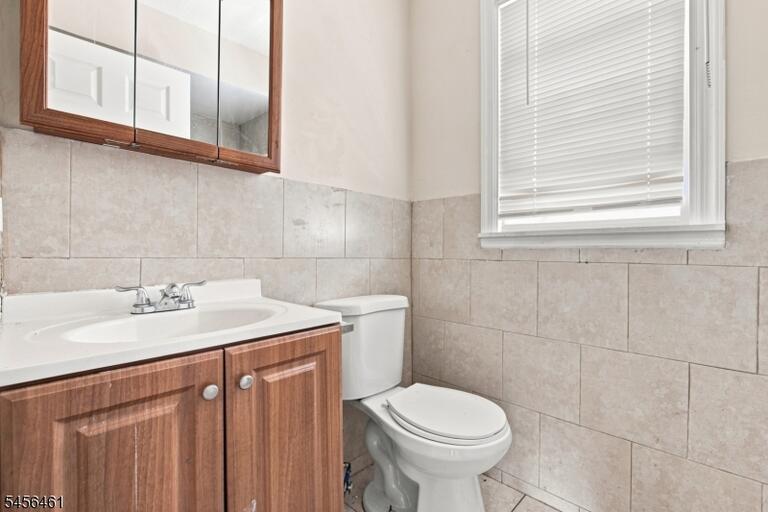 Property listing MLS 4049084 photo 17