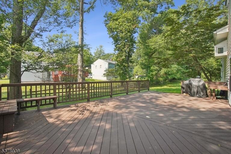 Property listing MLS 4049089 photo 21