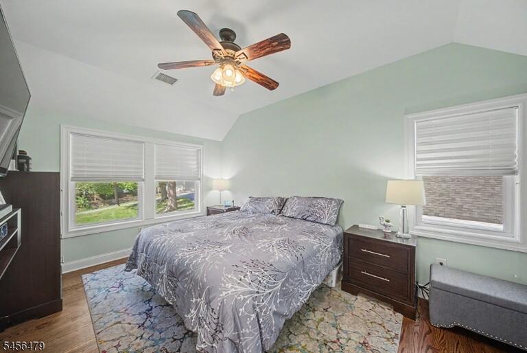 Property listing MLS 4049093 photo 26