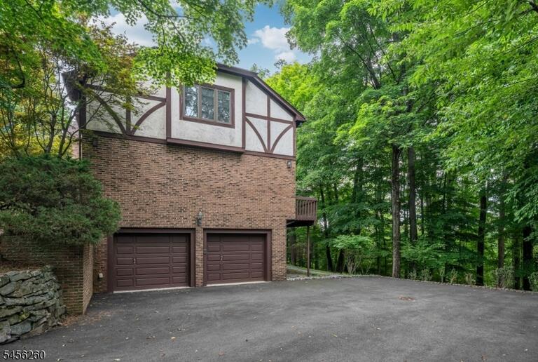 Property listing MLS 4049094 photo 39
