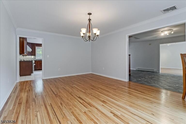 Property listing MLS 4049096 photo 14