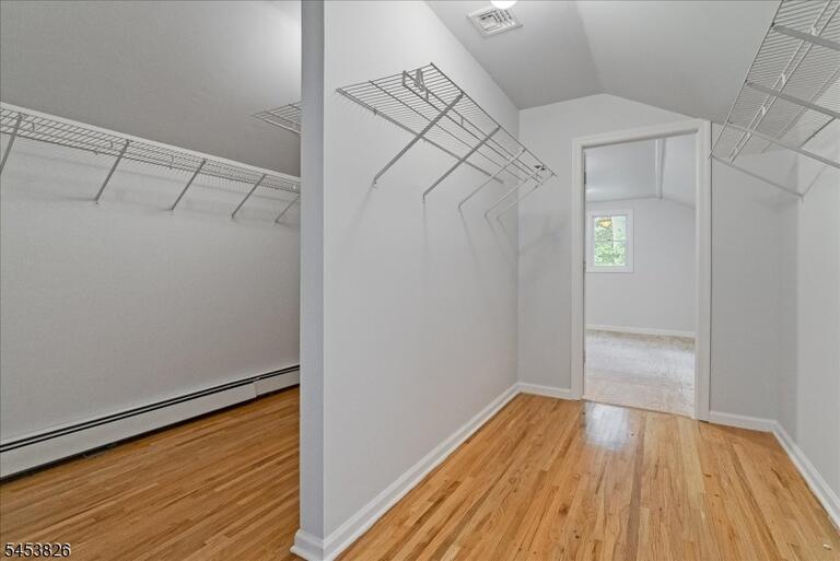 Property listing MLS 4049096 photo 27
