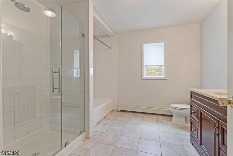 Property listing MLS 4049096 photo 38