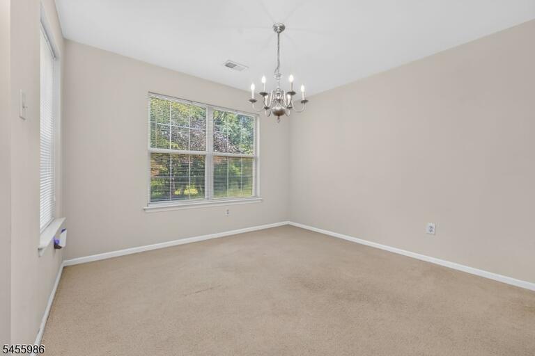 Property listing MLS 4049102 photo 16