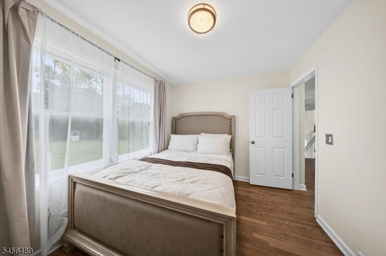 Property listing MLS 4049103 photo 13