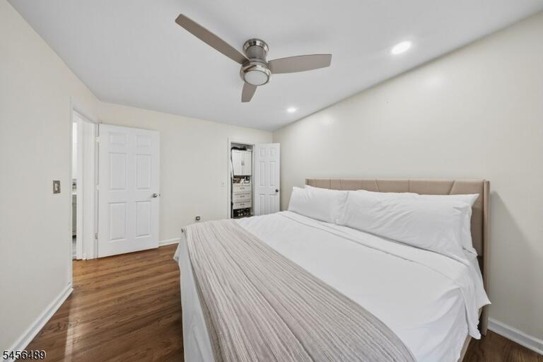 Property listing MLS 4049103 photo 17