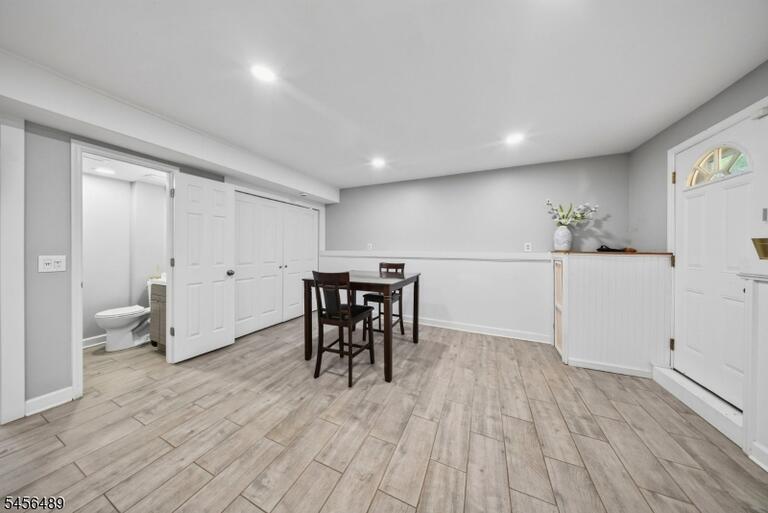 Property listing MLS 4049103 photo 24