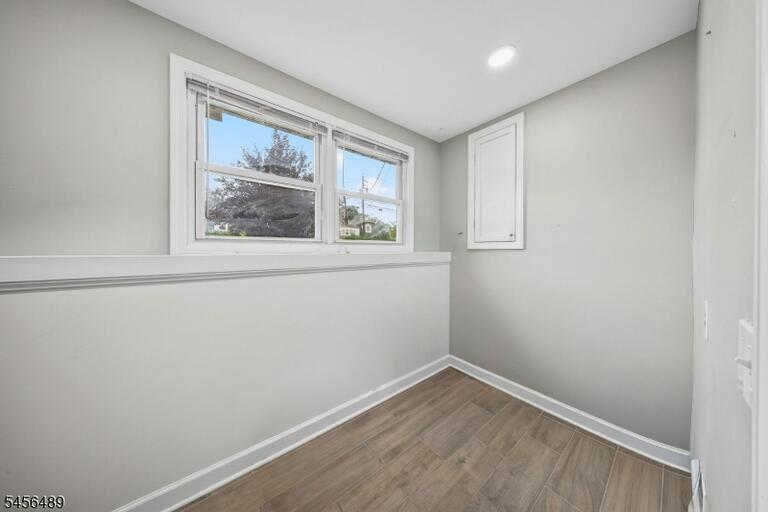 Property listing MLS 4049103 photo 26