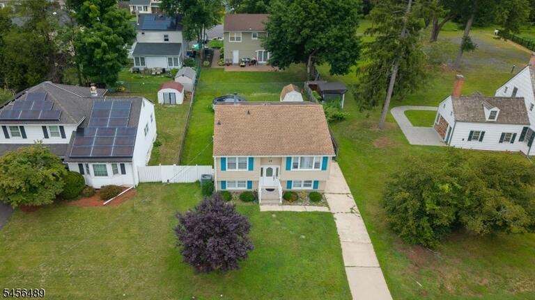 Property listing MLS 4049103 photo 3