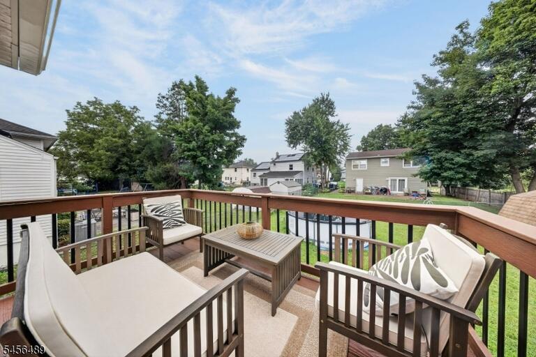 Property listing MLS 4049103 photo 30