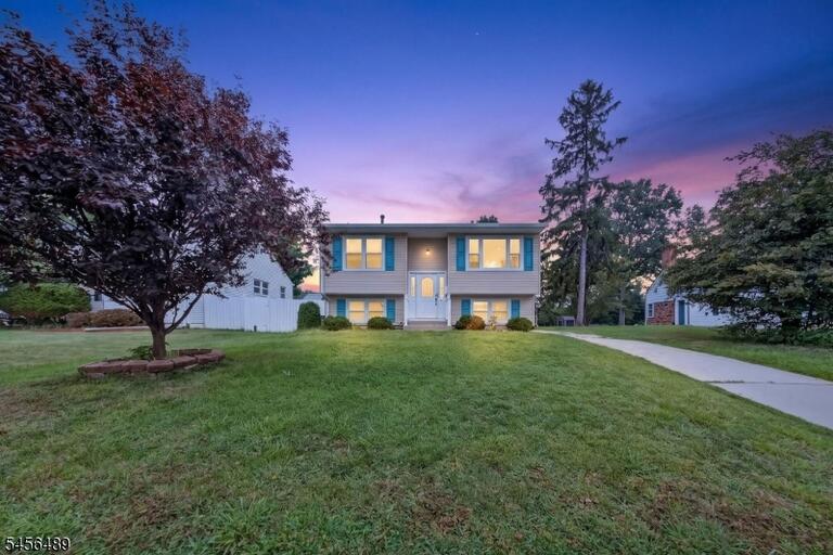 Property listing MLS 4049103 photo 34