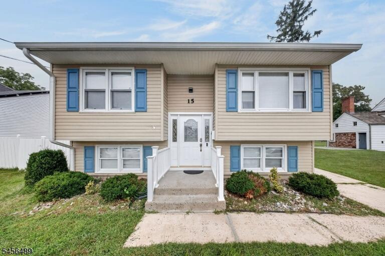 Property listing MLS 4049103 photo 35