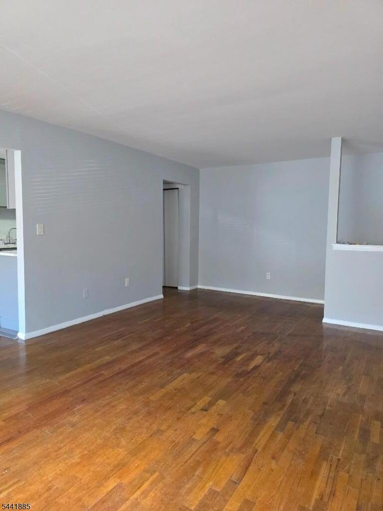 Property listing MLS 4049107 photo 11