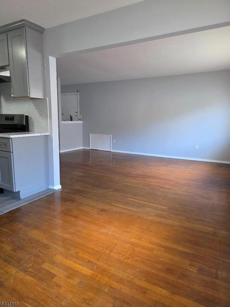 Property listing MLS 4049107 photo 9