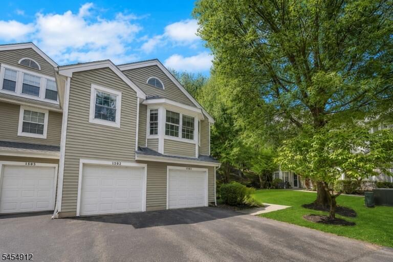 Property listing MLS 4049109 photo 31
