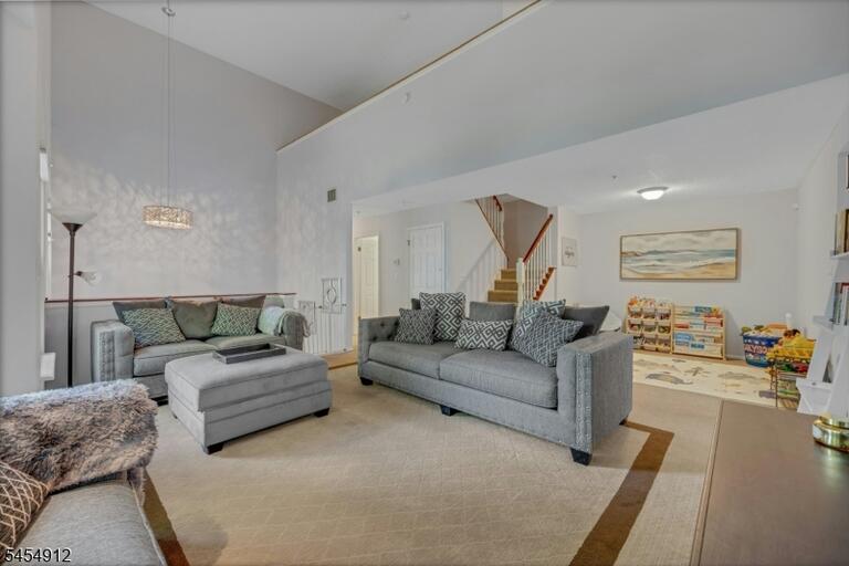 Property listing MLS 4049109 photo 7