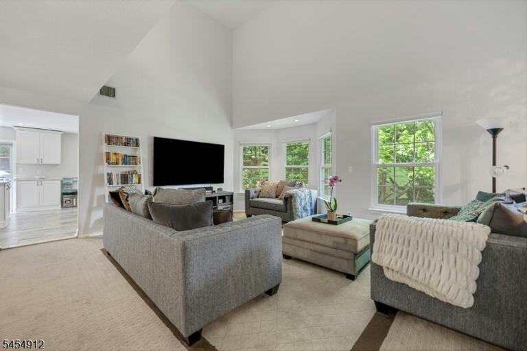 Property listing MLS 4049109 photo 8