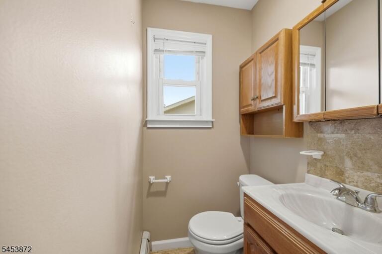 Property listing MLS 4049110 photo 11