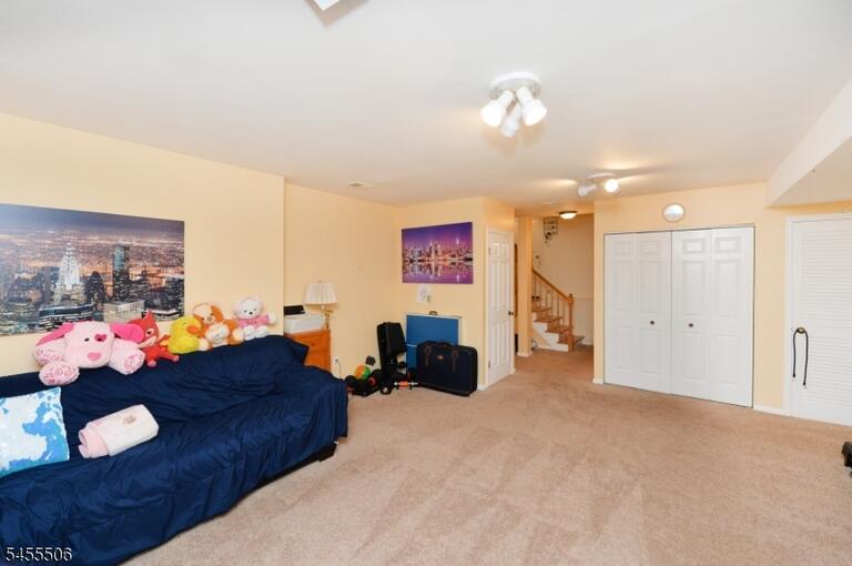 Property listing MLS 4049113 photo 9