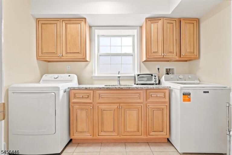 Property listing MLS 4049115 photo 29